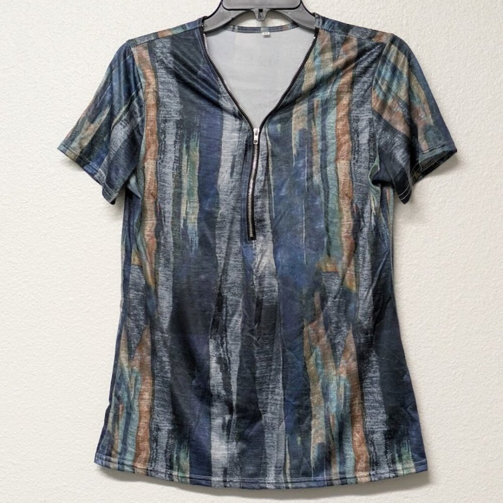 Women's Gray V-Neck Vertical Stripe Zip-front Short-Sleeves Top - Medium